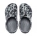 Серые сабо CROCS Classic Printed Camo Clog