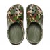 Сабо цвета хаки  CROCS Classic Printed Camo Clog